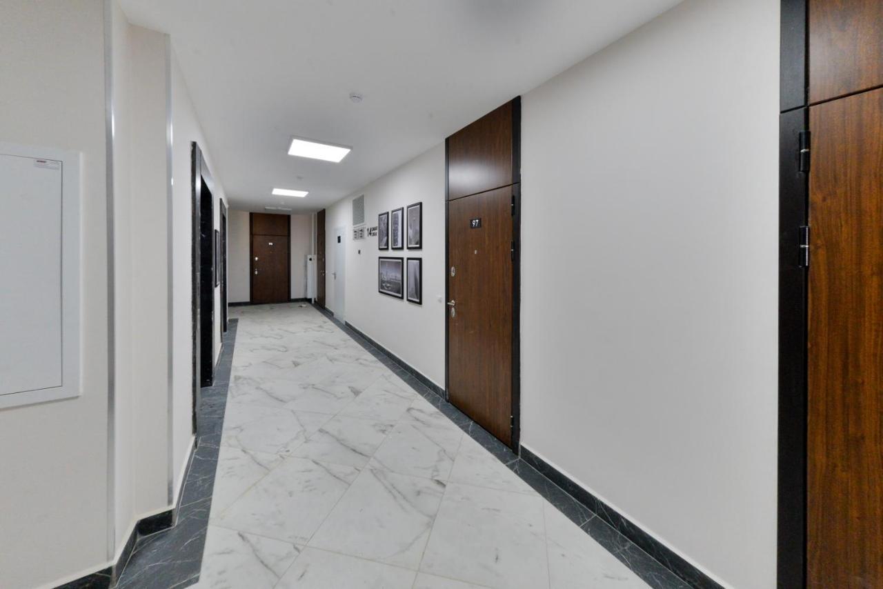 Ernaz Plus Apartments: Sauran-Towers Astana Buitenkant foto